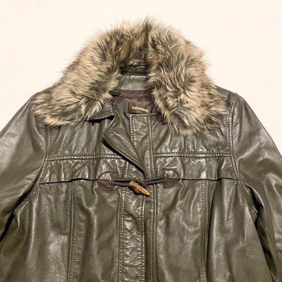 Danier Leather Womans Size Small Jacket Thinsulate - Picture 2 of 16